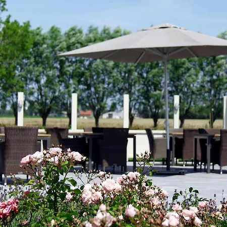 Huyshoeve Hotel 3*